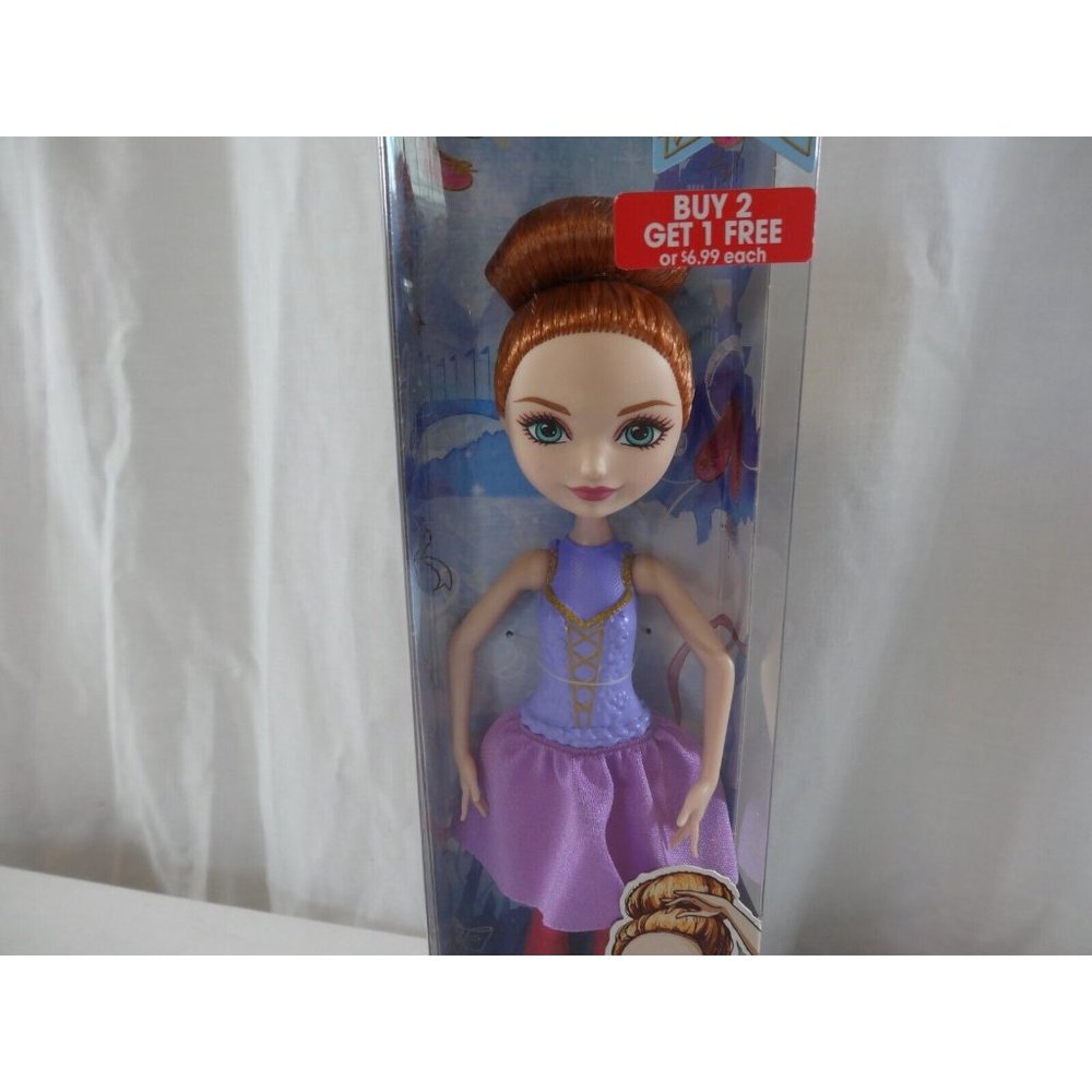 Ever After High Doll Ballet Princess Holly OHare Daughter of Rapunzel - Picture 8 of 12